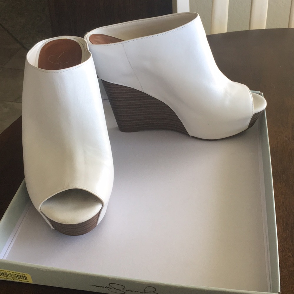 Jessica Simpson bright white open toed wedges